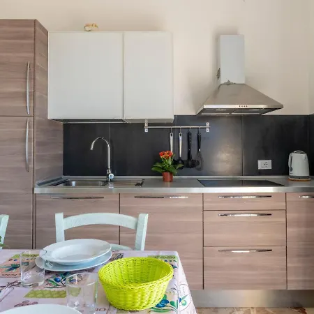 Mimosa By Interhome Apartman